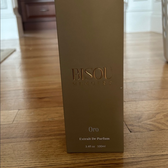 Memoire Oro Extrait De Parfum - Luxurious Gold